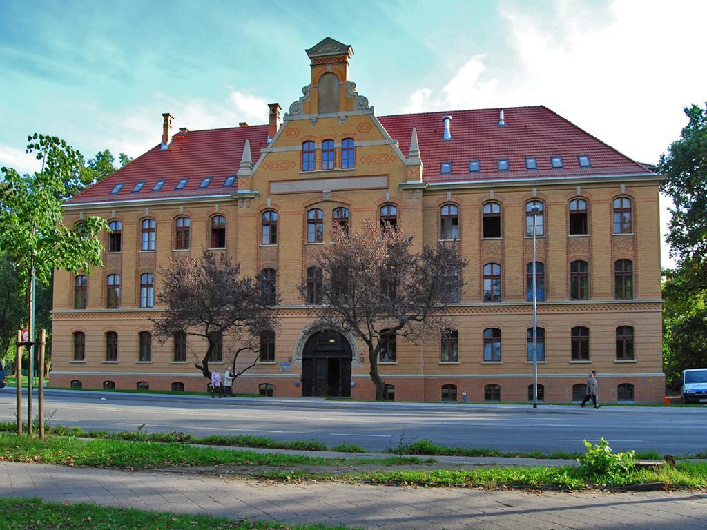 Younior-Hotel Stralsund Luaran gambar